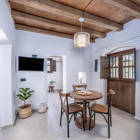 Elia Suites - Old Town Rhodes City Екстер'єр фото