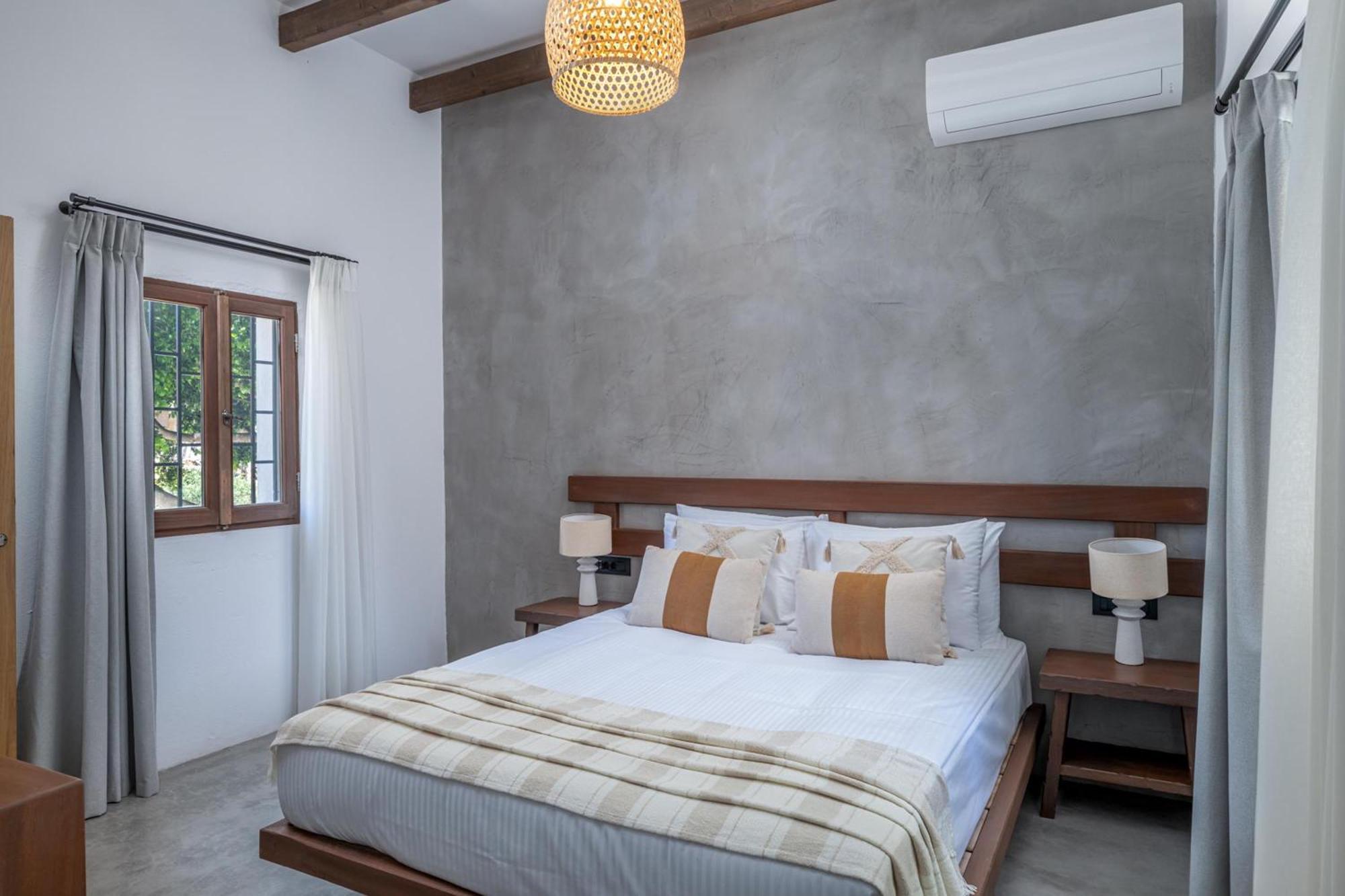 Elia Suites - Old Town Rhodes City Екстер'єр фото