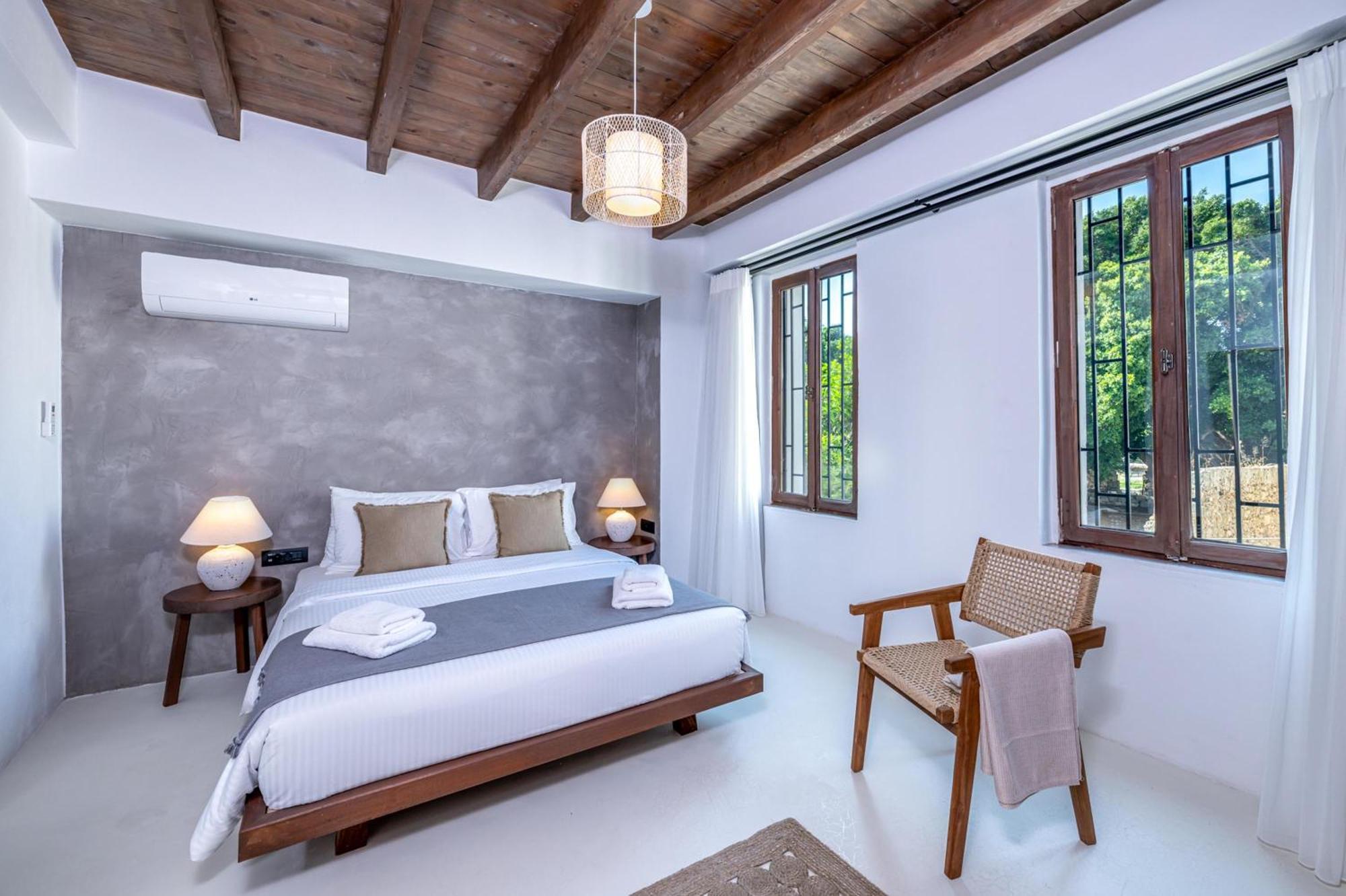 Elia Suites - Old Town Rhodes City Екстер'єр фото
