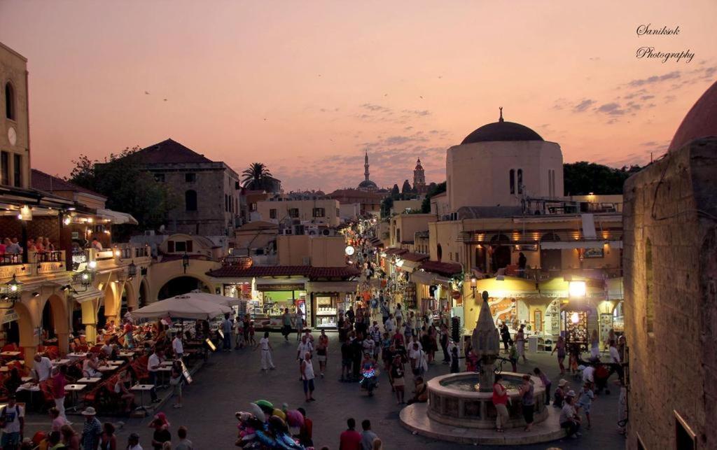 Elia Suites - Old Town Rhodes City Екстер'єр фото