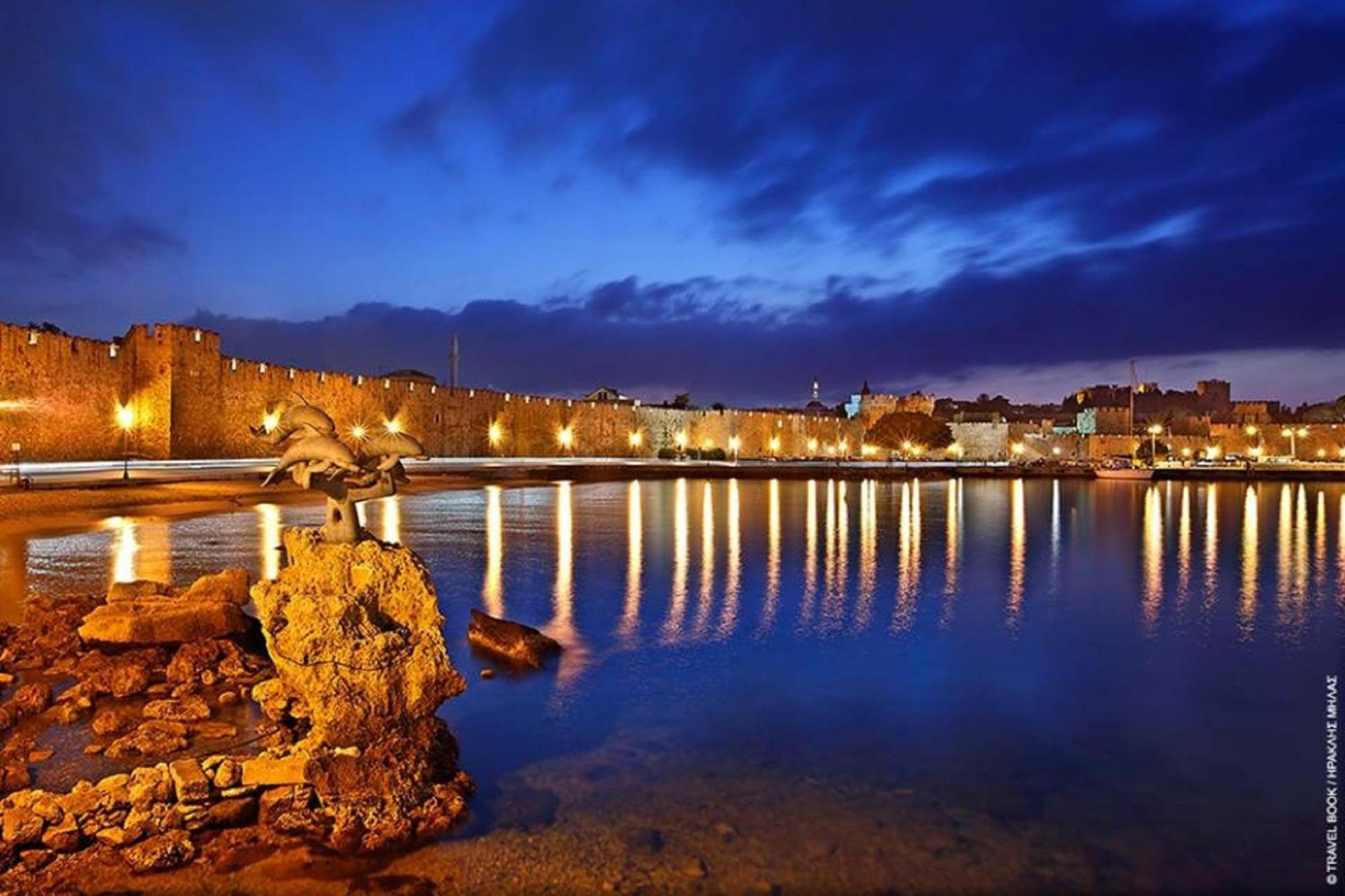 Elia Suites - Old Town Rhodes City Екстер'єр фото